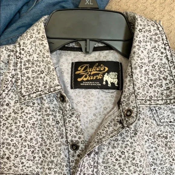 Men’s button up size medium - Picture 4 of 8